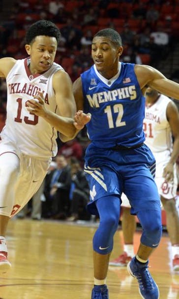 Oklahoma Basketball: Once More Sooners Let One Get Away Late